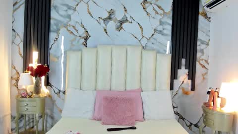 Lilith  online show from 12.16.25