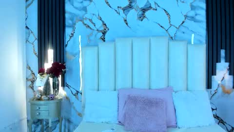 Lilith  online show from 12.23.25