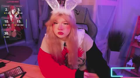 LilithNelson online show from 11.19.25