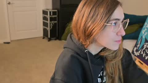 L online show from 12.15.24