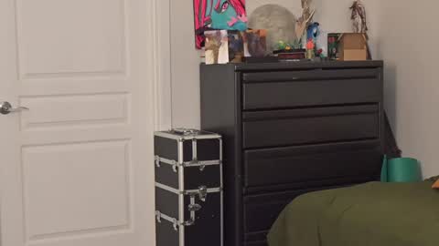 L online show from 12.27.24