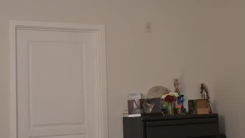 L online show from 01.03.25