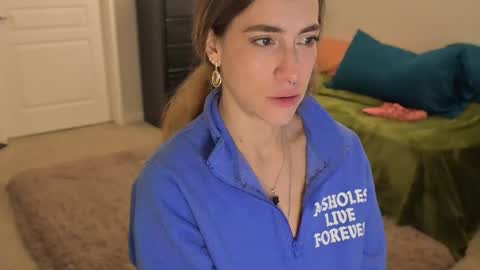 L online show from 02.14.25