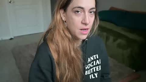 L online show from 02.22.25