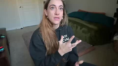 L online show from 02.22.25