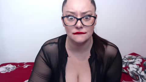 LILITHSERENDIPITY online show from 01.10.25