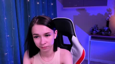 lilithstrangfor online show from 12.23.24