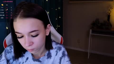 lilithstrangfor online show from 12.28.24