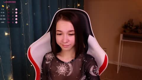 lilithstrangfor online show from 12.29.24