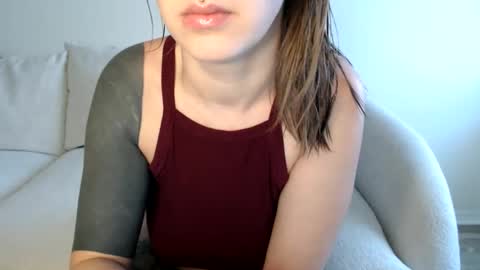 Snapshot of liljbby chatting on 10.21.25 Jay please help me reach 50 thumbs up online show from 10.21.25