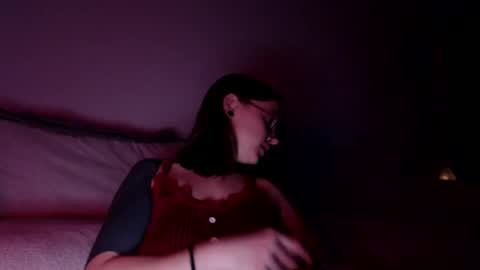 Snapshot of liljbby chatting on 11.04.25 Jay please help me reach 50 thumbs up online show from 11.04.25