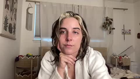 Snapshot of lill_daddysgirl chatting on 10.11.25 lilldaddysgirl online show from 10.11.25