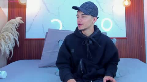 lillian_lee1 online show from 04.21.26