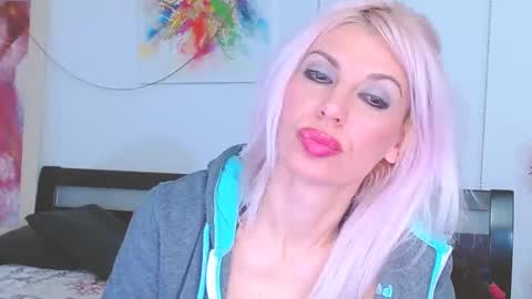 Lara online show from 02.21.25