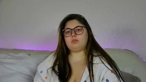 LillianHaig online show from 09.25.25