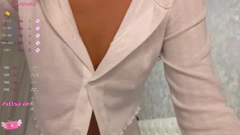 Snapshot of lilliasweety chatting on 10.08.25 Lara Angel online show from 10.08.25