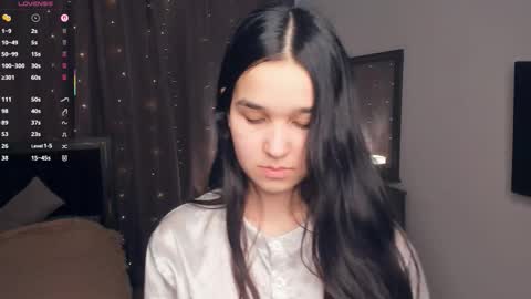 Celina Lillie online show from 01.18.26