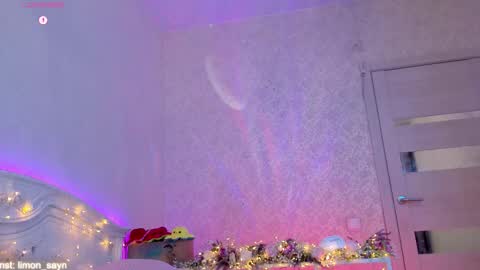 LilliMoore online show from 10.01.25