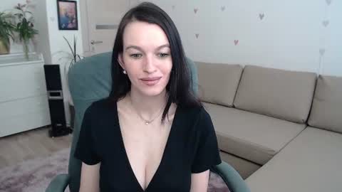 lilliyves online show from 06.15.26