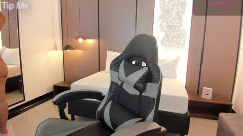 L I L L Y online show from 09.13.25