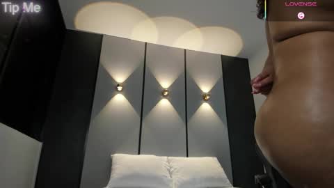 L I L L Y online show from 09.14.25