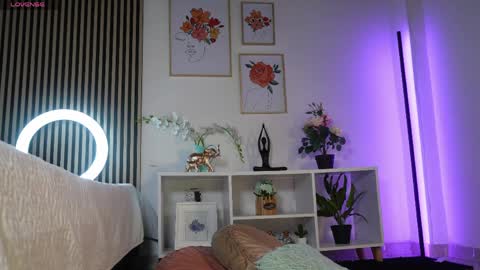 Sofia online show from 04.12.26