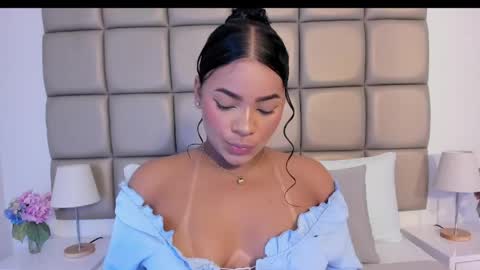 Snapshot of lilly_williamss chatting on 04.27.26 Lilly online show from 04.27.26