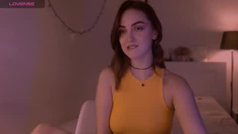 LillyFarey online show from 09.19.25
