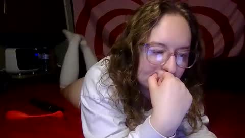 LilPies  online show from 01.08.25