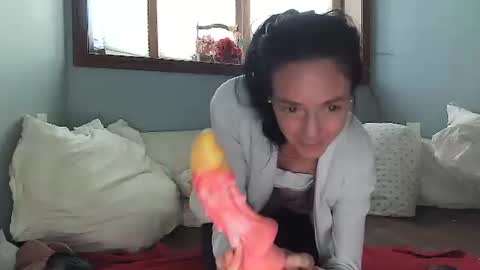 Lilrosiedoll online show from 10.24.25