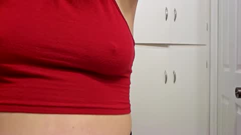 Snapshot of lilsirenluna chatting on 02.24.26 Luna online show from 02.24.26