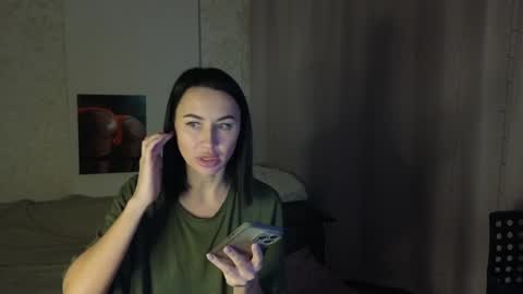 Snapshot of lilu5107 chatting on 12.23.24 Lilu online show from 12.23.24