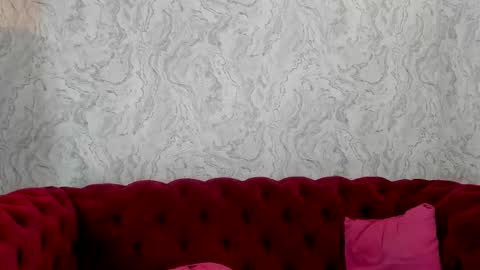 Snapshot of lilu_kayden chatting on 02.13.25 Little slave Kayden online show from 02.13.25