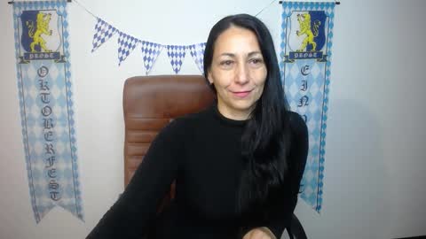 Snapshot of lilugrants chatting on 10.04.25 lilugrants online show from 10.04.25