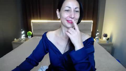 Snapshot of lilugrants chatting on 10.09.25 lilugrants online show from 10.09.25