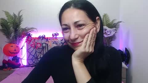 Snapshot of lilugrants chatting on 10.18.25 lilugrants online show from 10.18.25