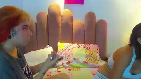 L i l y online show from 09.19.25