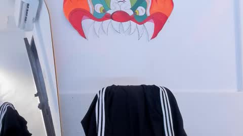 L i l y online show from 10.07.25