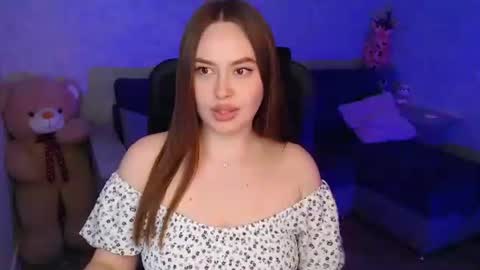 lily_baker_ online show from 04.25.26