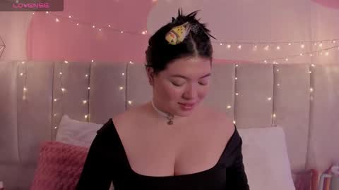 lily_cherry0 online show from 11.27.25