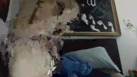 Lily Elm online show from 10.30.25