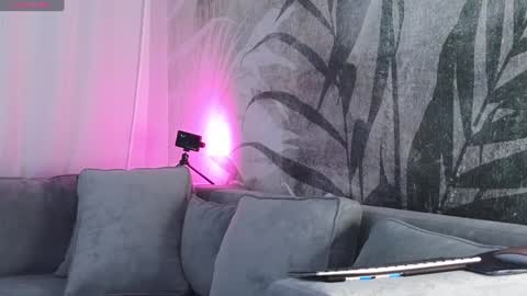 Lily online show from 12.02.24