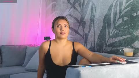 Lily online show from 12.02.24