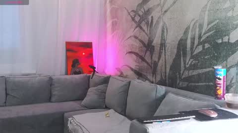 Lily online show from 12.09.24