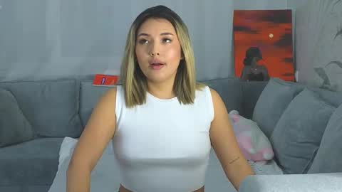 Lily online show from 02.20.25