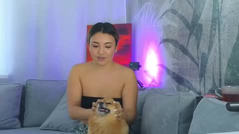 Lily online show from 02.26.25