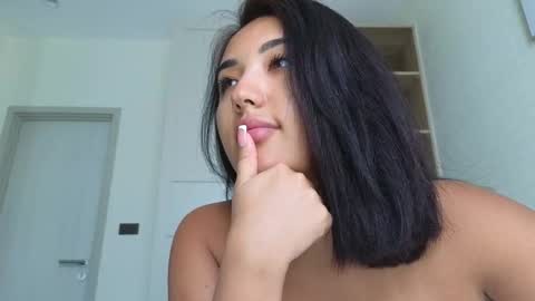 Snapshot of lily_foster_ chatting on 02.25.26 Lily online show from 02.25.26