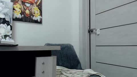 Lily Litle online show from 12.06.24