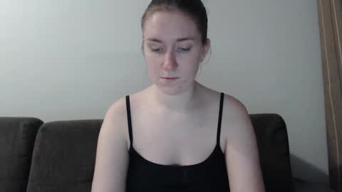 Snapshot of lily_love_x chatting on 12.06.24 lily_love_x online show from 12.06.24