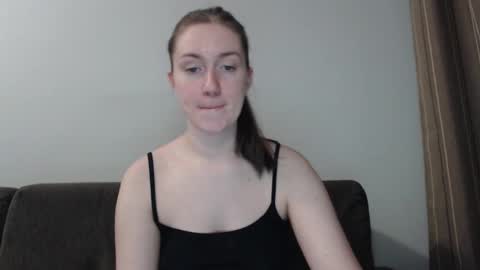 Snapshot of lily_love_x chatting on 12.13.24 lily_love_x online show from 12.13.24